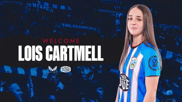 SIGNING: LOIS CARTMELL JOINS TOWN