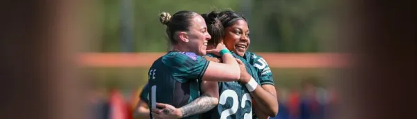 Women: Golden Girls Crowned Champions!