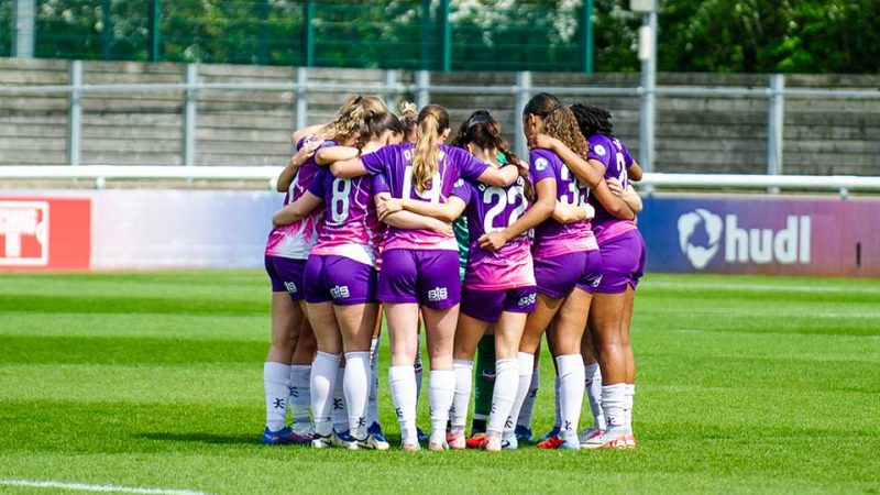 Lightning seal Tier 3 survival in style with stunning 6-0 final-day win