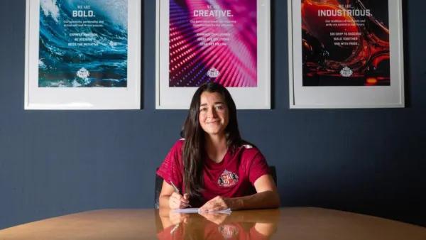 Marissa Sheva Signs new contract