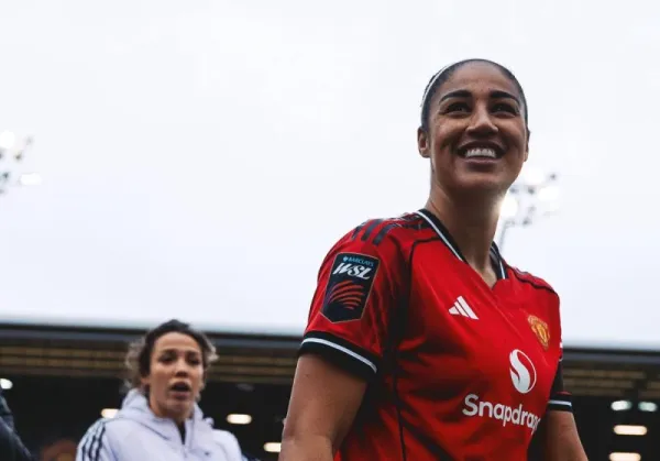 Gabby George joins Brighton & Hove Albion