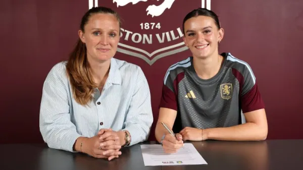 Lily Murphy joins Villa on loan