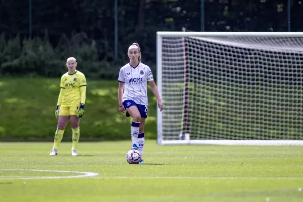 Finnigan Returns As Everton Held To Goalless Draw