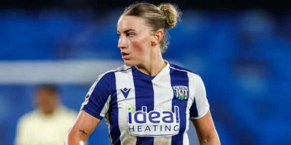 Monique Robinson pens new Albion Women deal | West Bromwich Albion
