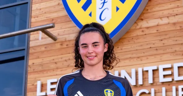 Holly Mears joins Leeds United Women - Leeds United