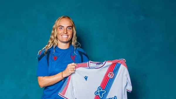 Crystal Palace sign Molly Bartrip