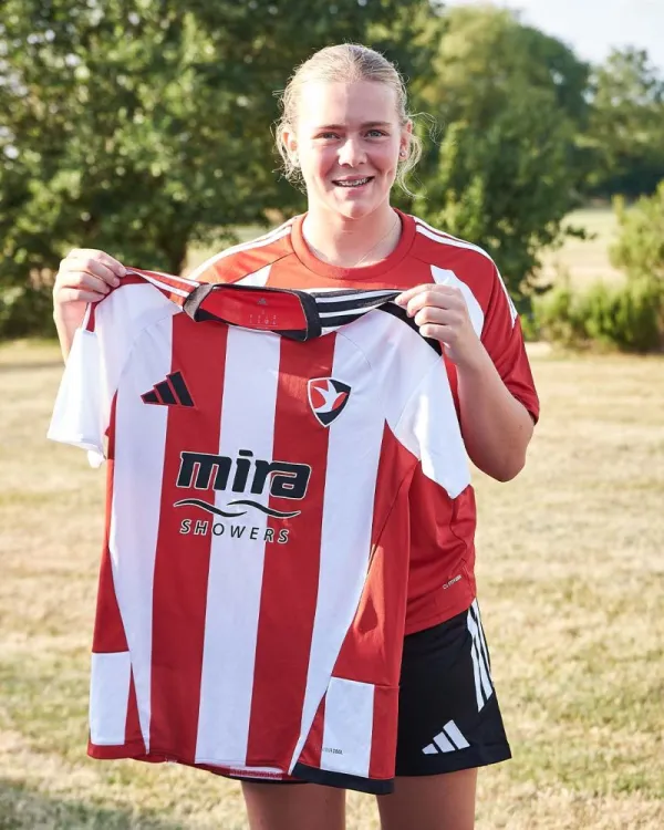 Cheltenham Town Add Birmingham City Defender Kaitlyn Hicks-Kenward on an ADR