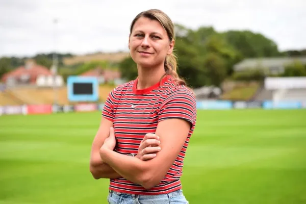 Emma Jones Returns to Lewes