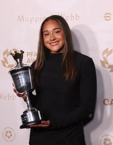 Smith wins Women’s Young Player of the Year