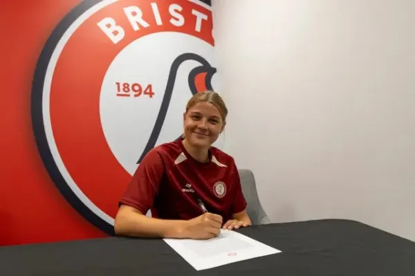 Markvardsen signs for City