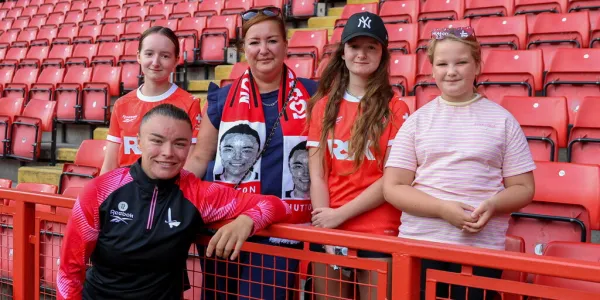 Record crowd expected for WSL opener | Charlton Athletic Football Club