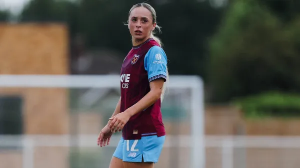 Ria Bose joins Sunderland on loan