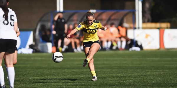 Manders Hat-Trick Secures Impressive Cup Victory Over MK Dons | Oxford United Football Club